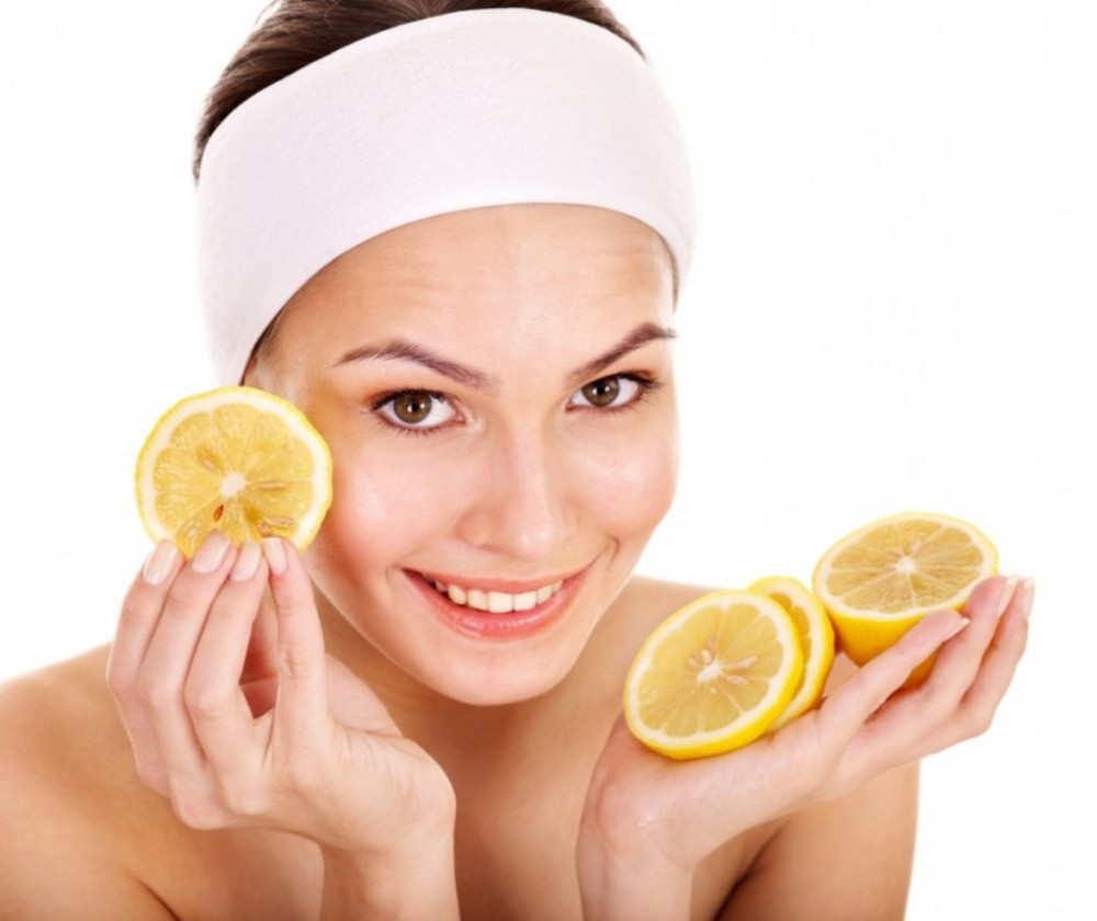 Cách trắng da nhanh nhất với vitamin C nhờ đắp mặt nạ và bổ sung dinh dưỡng mỗi ngày