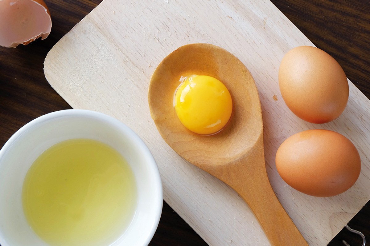 Lòng trắng trứng cũng là một nguyên liệu làm đẹp da tự nhiên