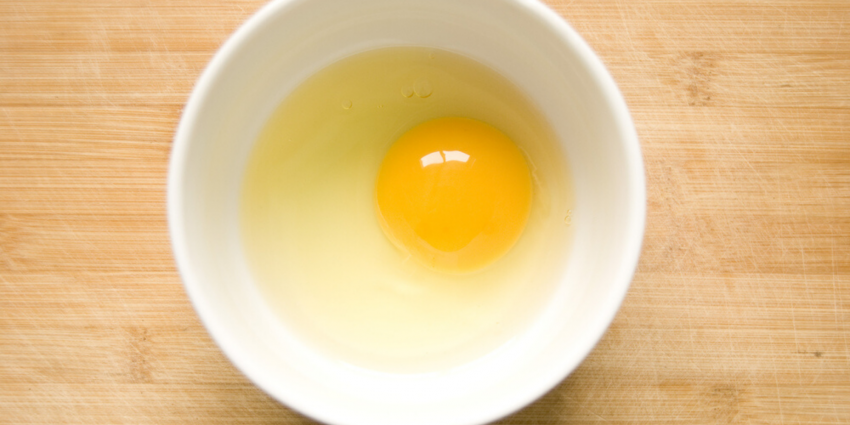 Trứng gà là cách dưỡng da mặt trắng mịn hiệu quả đem đến làn da hoàn hảo