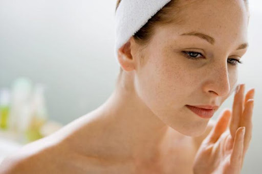 Đánh bay sạm nám với cách chăm sóc da mặt sau sinh hiệu quả