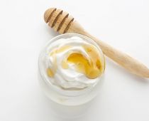 5 cách làm mặt nạ sữa chua mật ong thích hợp với mọi loại da